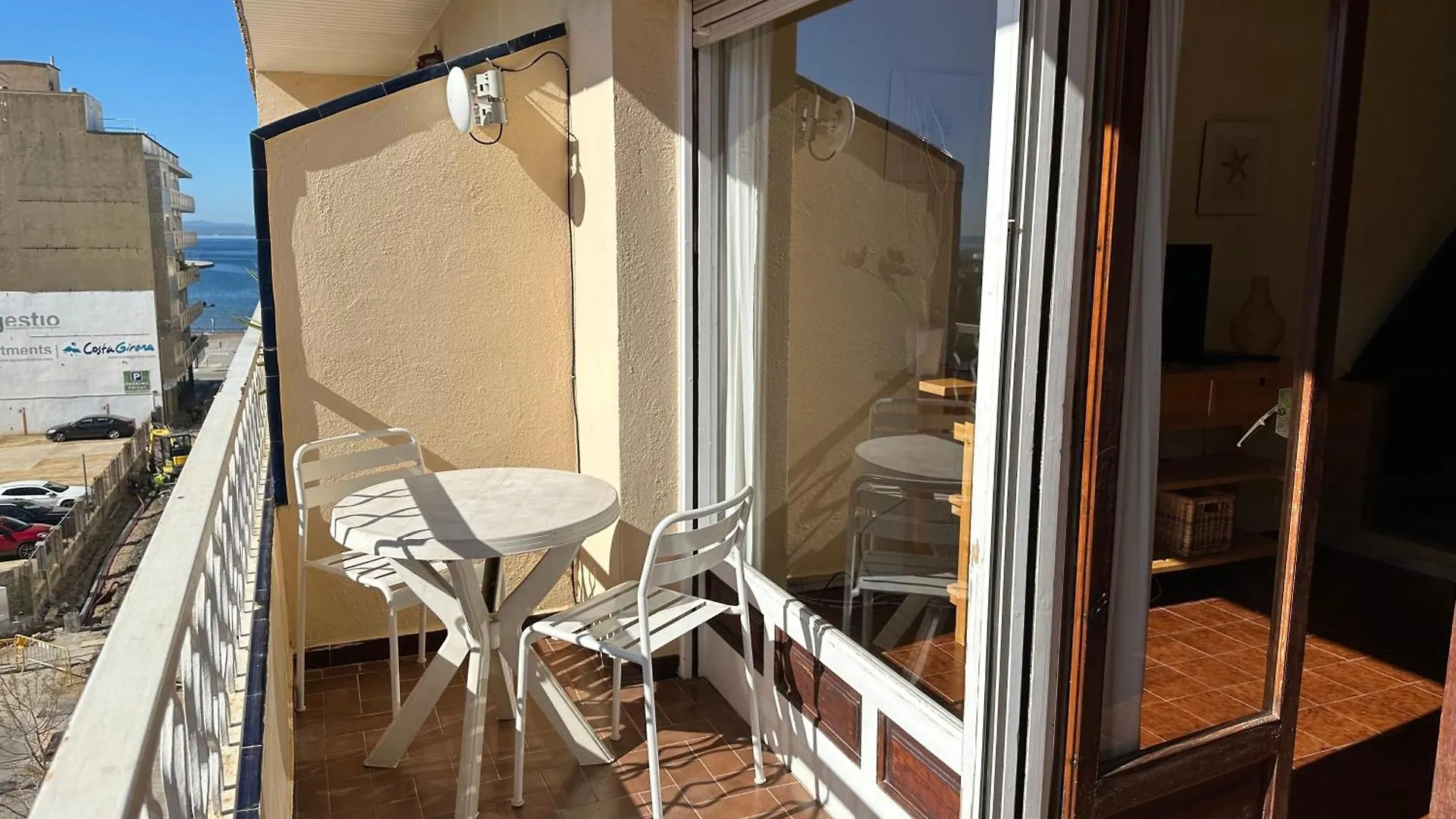 Agi Llotja Plazza Daire Roses