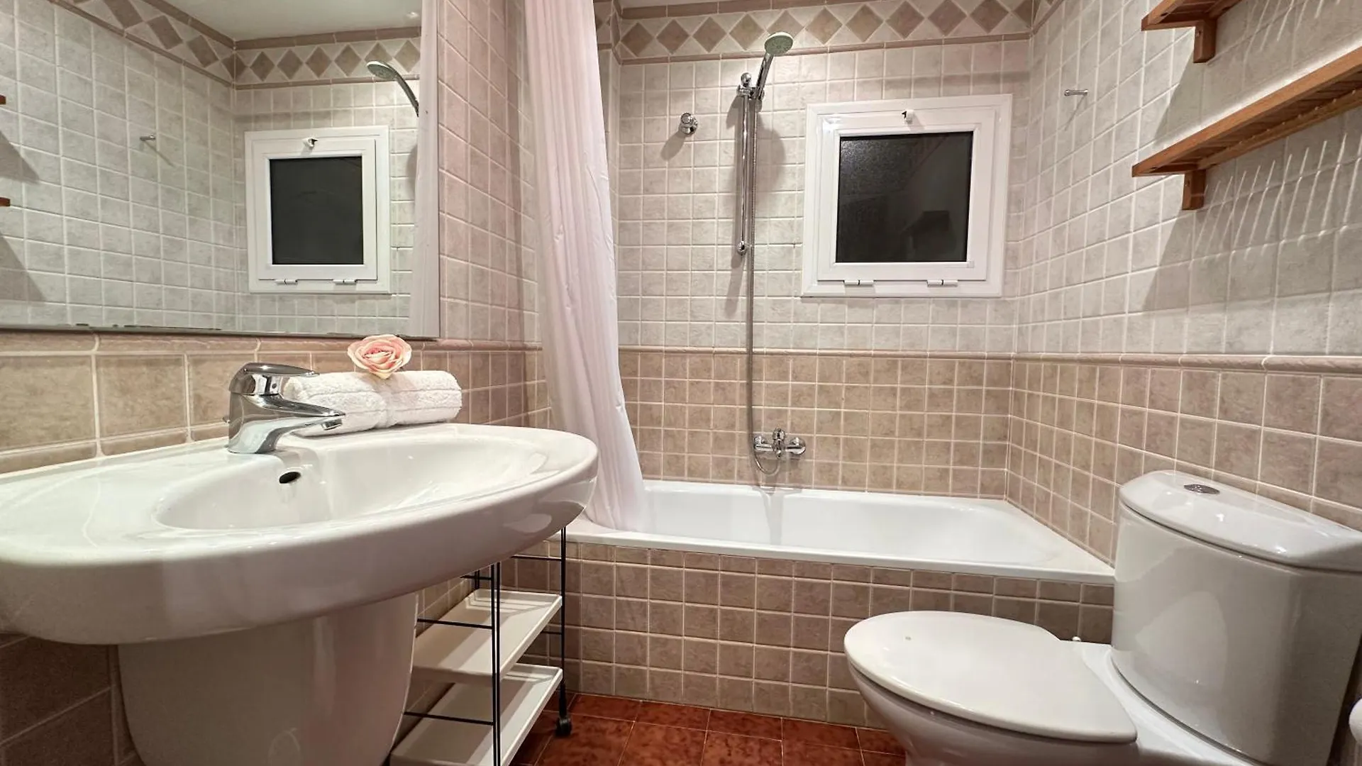 Apartament Agi Llotja Plazza Roses